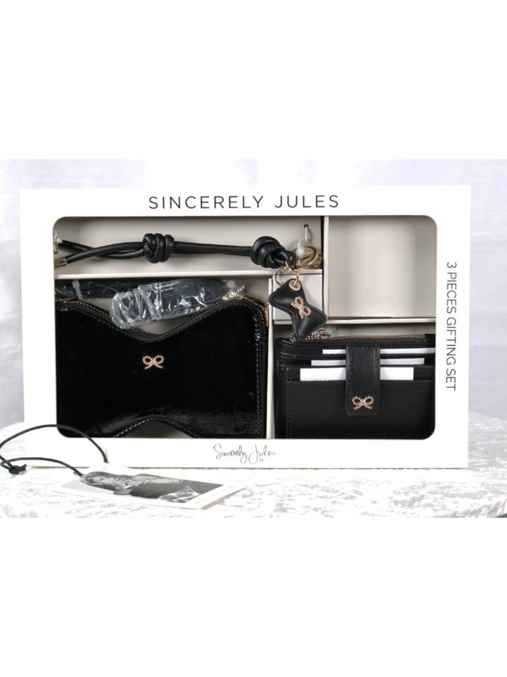 Sincerely Jules 3-Piece Gift Set Bow-Shaped Crossbody Purse, Card Wallet & Purse - Picture 3 of 6